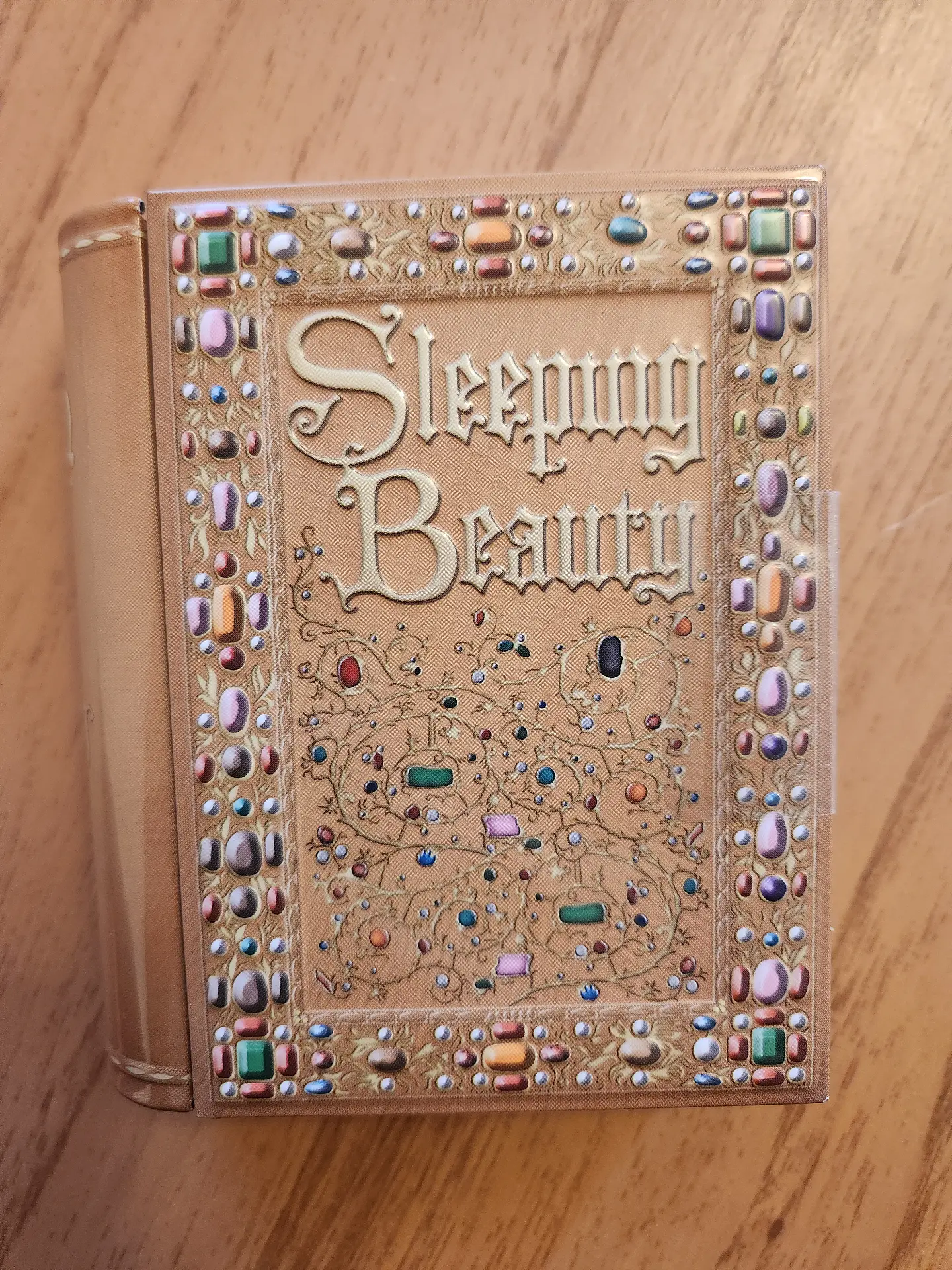 Chocolates libro bella Durmiente. Disney Parks  1