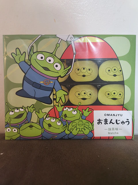 Bollitos de Matcha Marcianitos. Disney Parks 