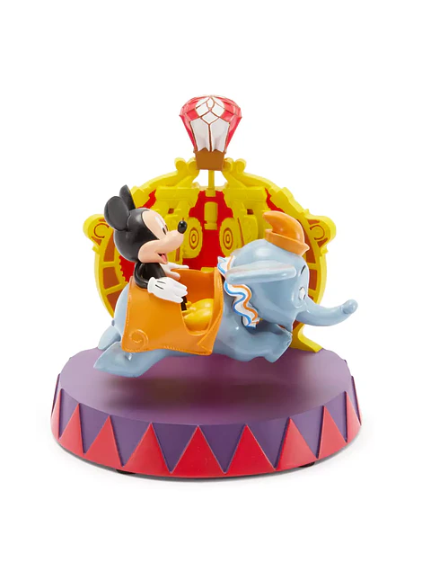 Figura Mickey Mouse sobre Dumbo volador