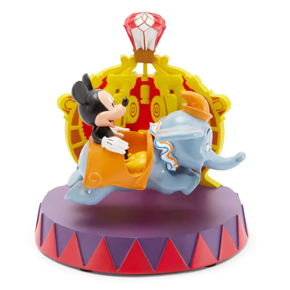 Figura Mickey Mouse sobre Dumbo volador 1