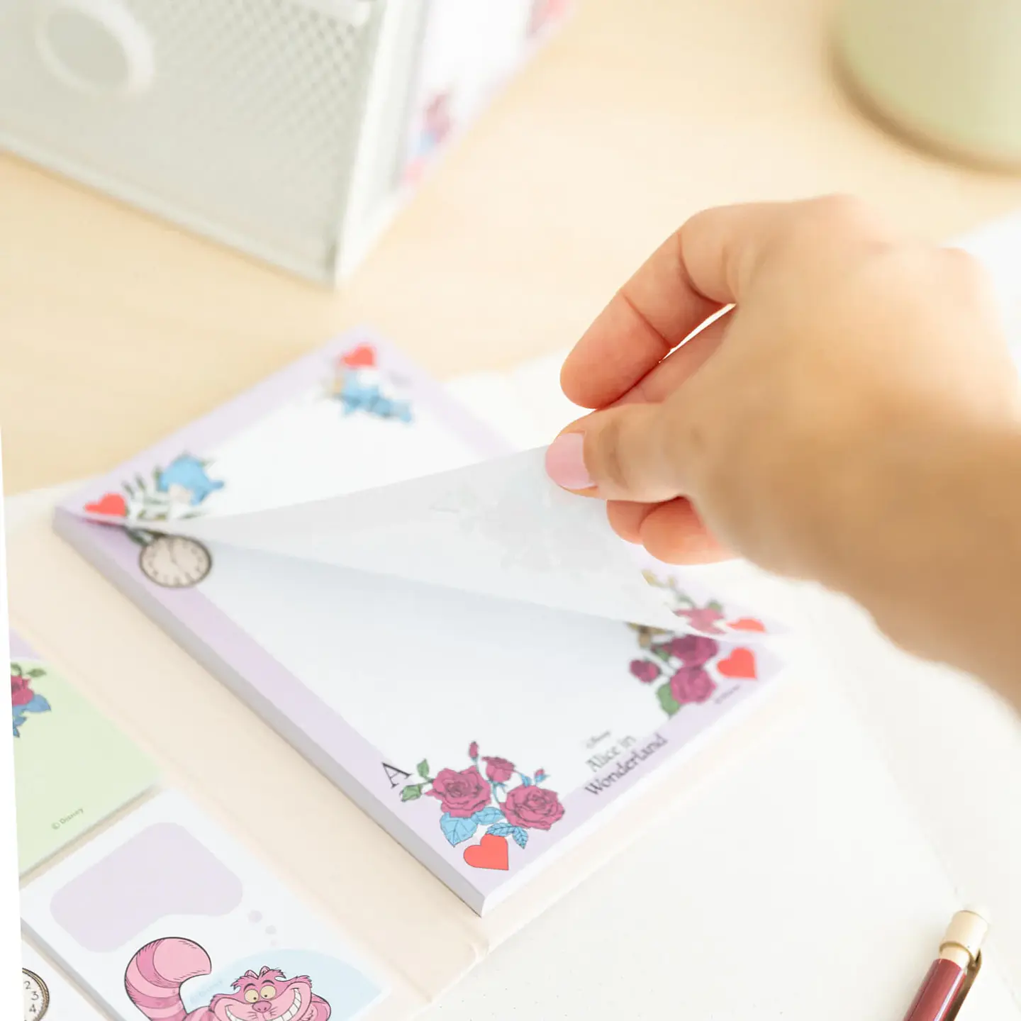 Cuaderno Notas Adhesivas Alicia En El País De Las Maravillas Disney 4