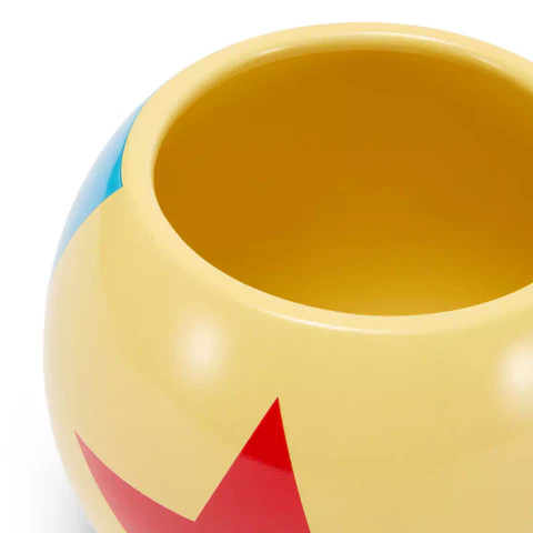 Tazon pelota de Pixar. Disney Parks