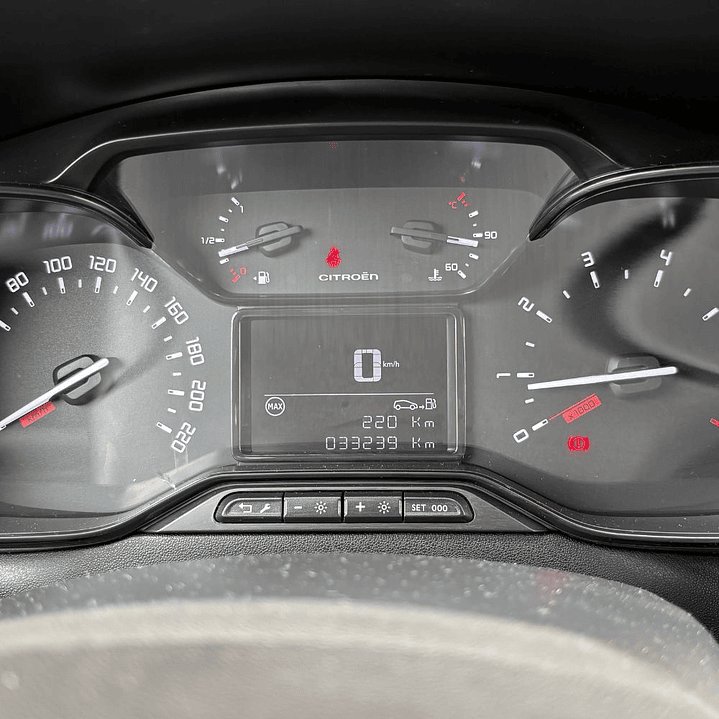 CITROEN C3 1.5 BLUEHDI 100 SS 2024 7