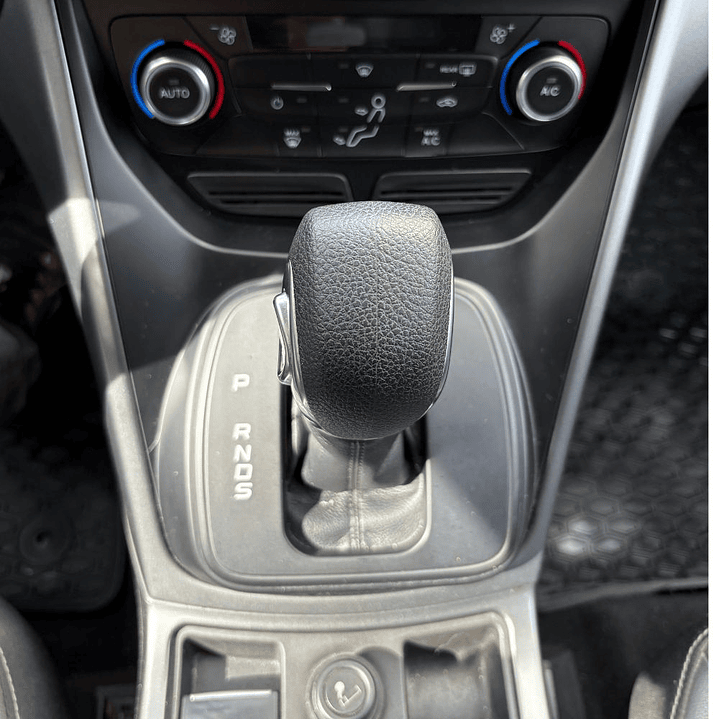  FORD ESCAPE  2,5 AUT  2019 10