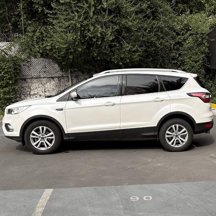  FORD ESCAPE  2,5 AUT  2019 5