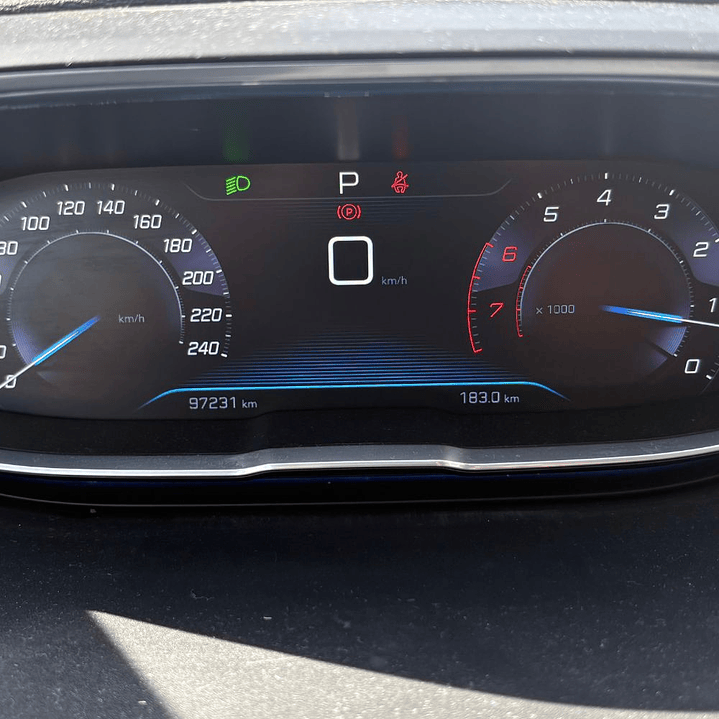 PEUGEOT 3008 ALLURE 1.6 AUT 2017 9