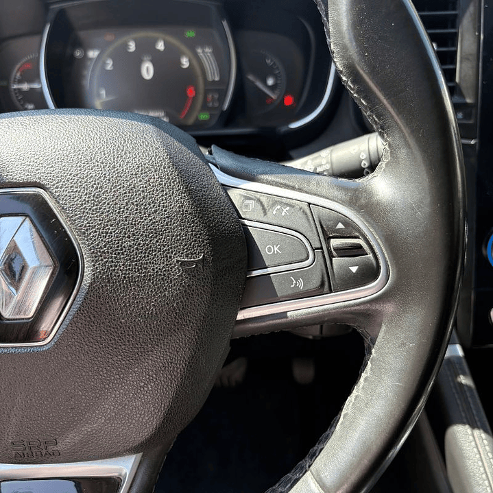  RENAULT KOLEOS 2.5 XTronic  PRIVILEGE 2018 17