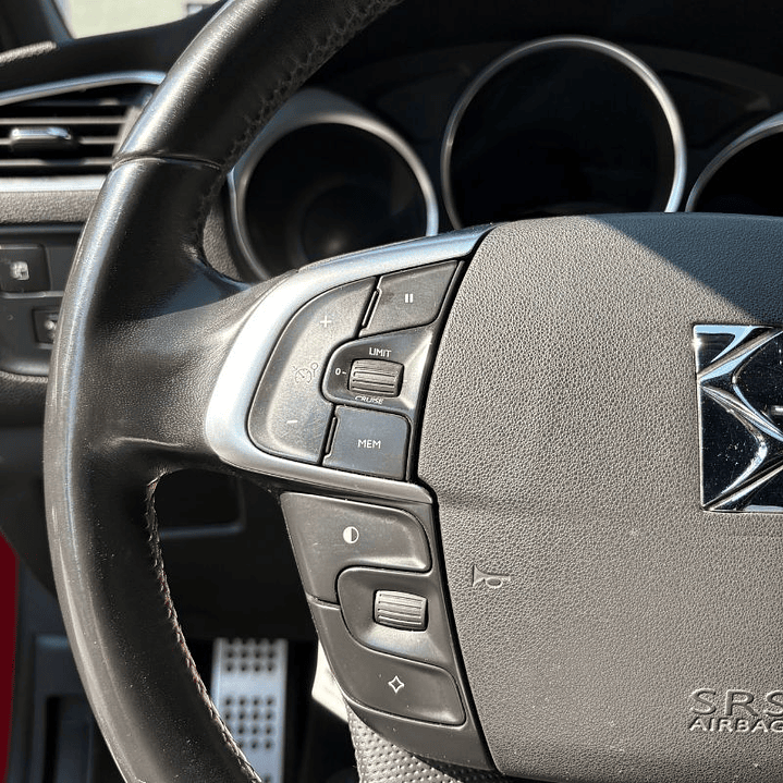 CITROËN  DS4  AUTO  1,6 2014  9