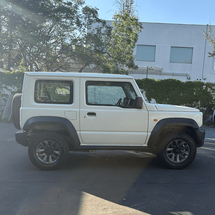  SUZUKI  JIMNY 1.5 GL 4WD  2022 8