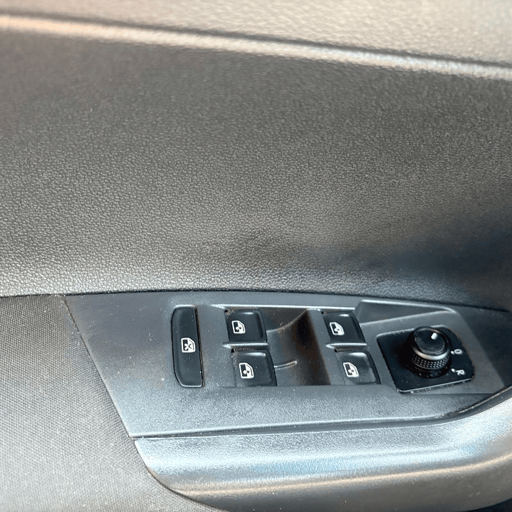  VOLKSWAGEN NIVUS 1.0 TSI COMFORTLINE 2023 18