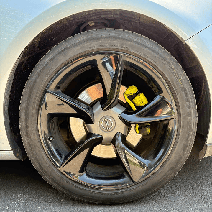 OPEL ASTRA 1.6 TURBO GTC SPORT 2017 19