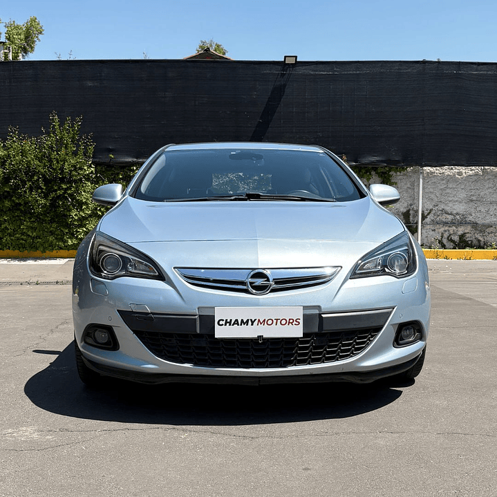 OPEL ASTRA 1.6 TURBO GTC SPORT 2017 3