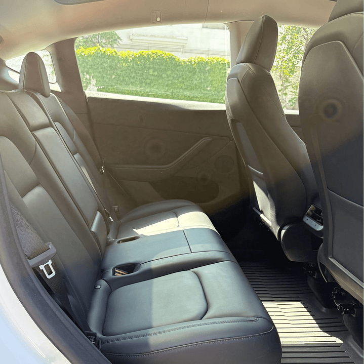 TESLA MODEL  Y Standar 2024 13