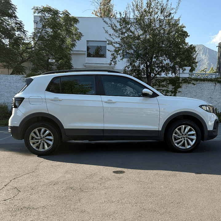 VOLKSWAGEN T- CROSS TSI  1.0 2023  6