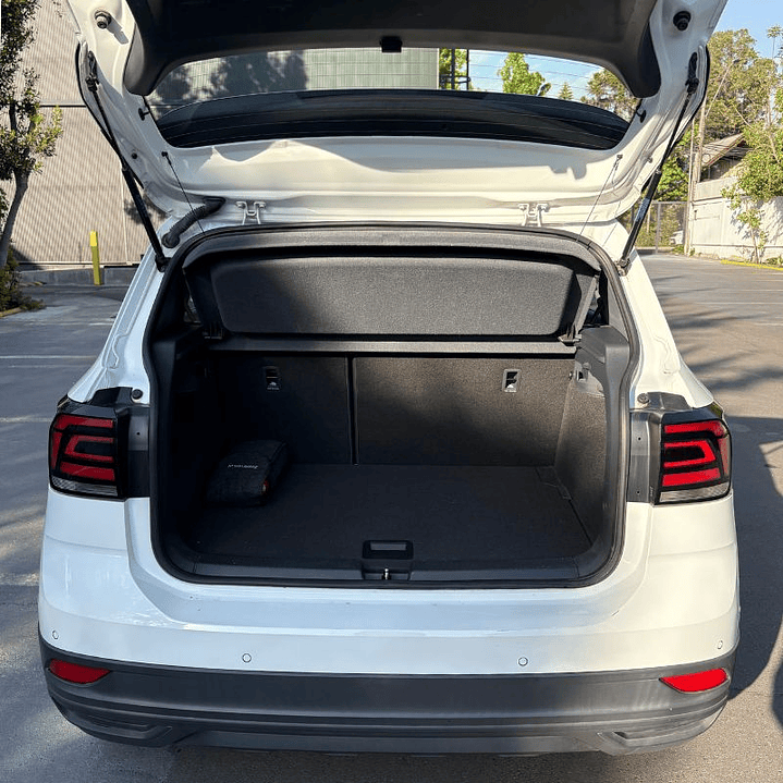 VOLKSWAGEN T- CROSS TSI  1.0 2023  8