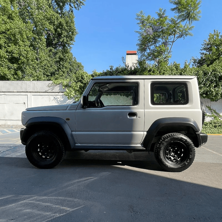 SUZUKI JIMNY 1.5 GL 4X4 MT 2022 8
