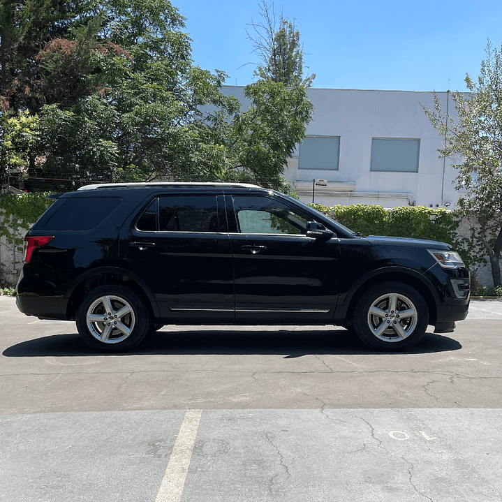 FORD EXPLORER 3.5 XLT Auto 4WD 2017 9