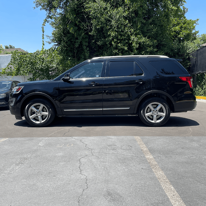 FORD EXPLORER 3.5 XLT Auto 4WD 2017 8