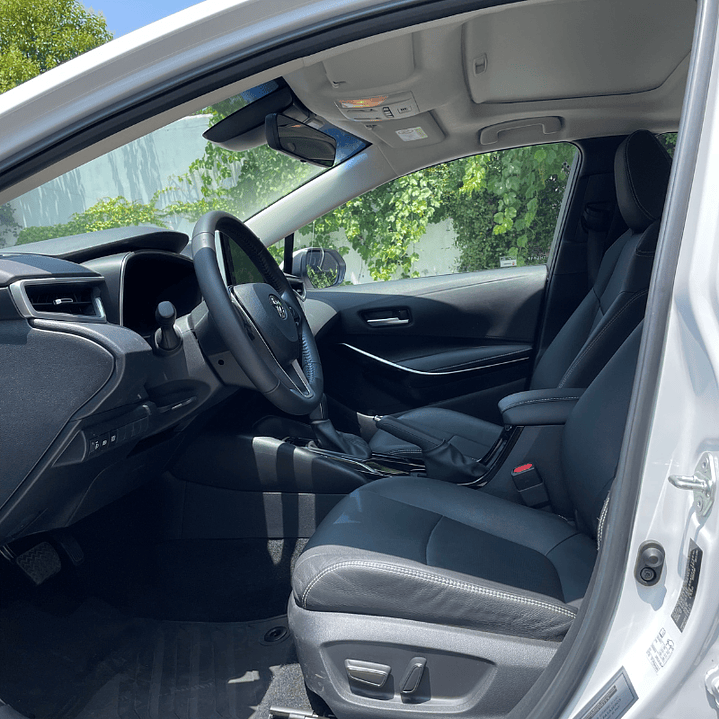 TOYOTA COROLLA HIBRIDO 1,8 SD AUT 2024  11