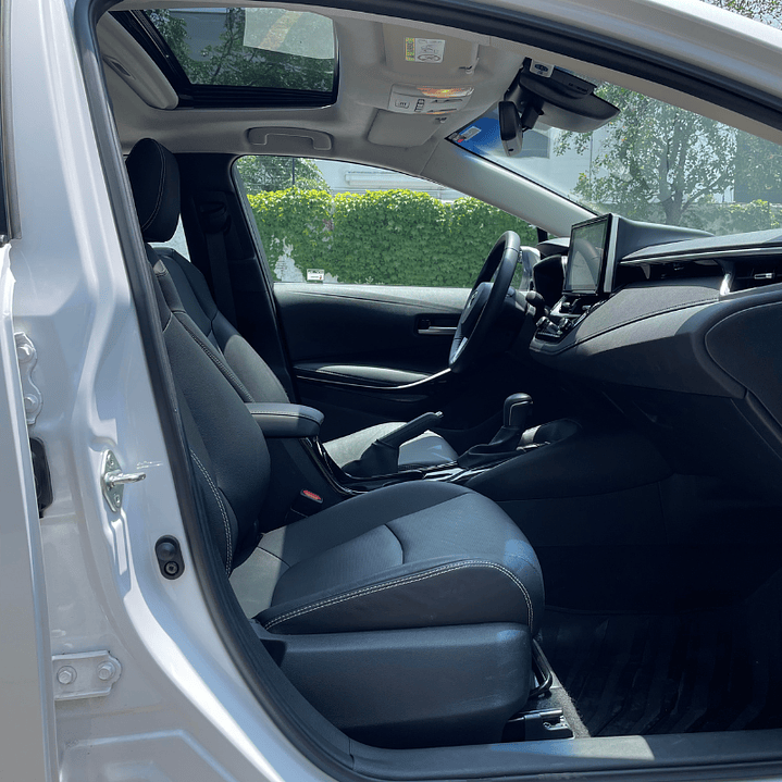 TOYOTA COROLLA HIBRIDO 1,8 SD AUT 2024  13