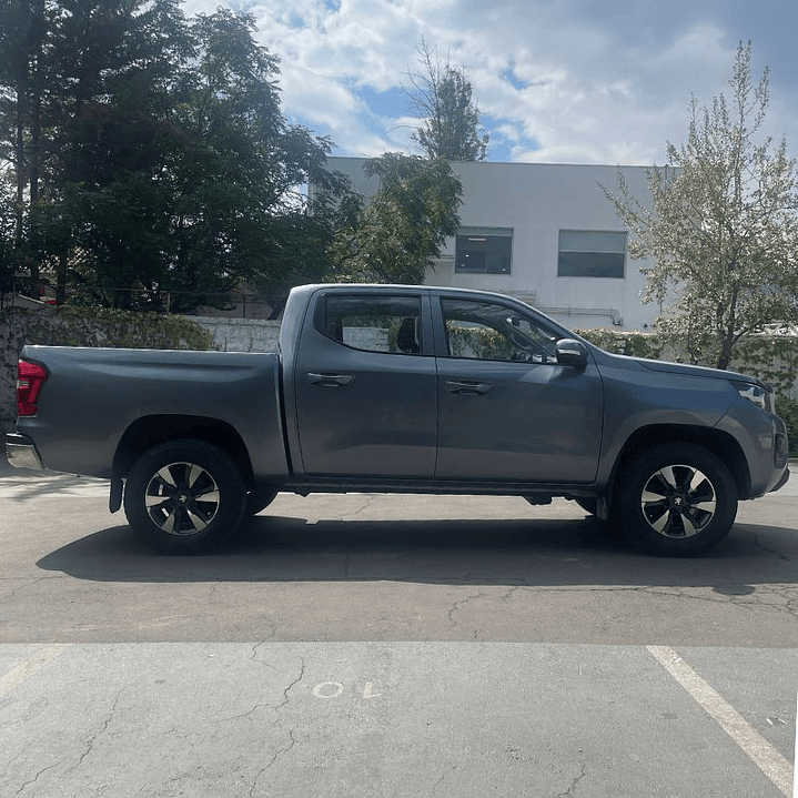 PEUGEOT LANDTREK 1.9 HDI 150 MT 4X4 DIÉSEL 2023  9