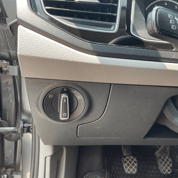 VOLKSWAGEN POLO 1.6 110 CV COMFORTLINE 2021  16