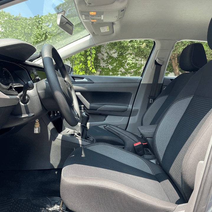 VOLKSWAGEN POLO 1.6 110 CV COMFORTLINE 2021  14