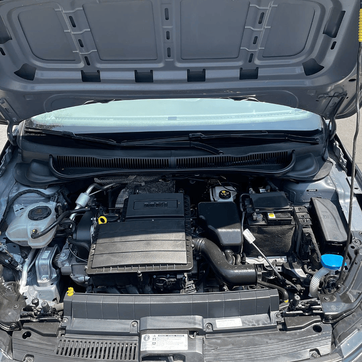 VOLKSWAGEN POLO 1.6 110 CV COMFORTLINE 2021  11