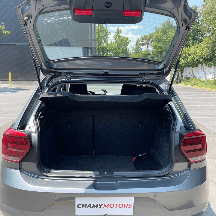 VOLKSWAGEN POLO 1.6 110 CV COMFORTLINE 2021  10