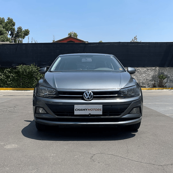 VOLKSWAGEN POLO 1.6 110 CV COMFORTLINE 2021  3