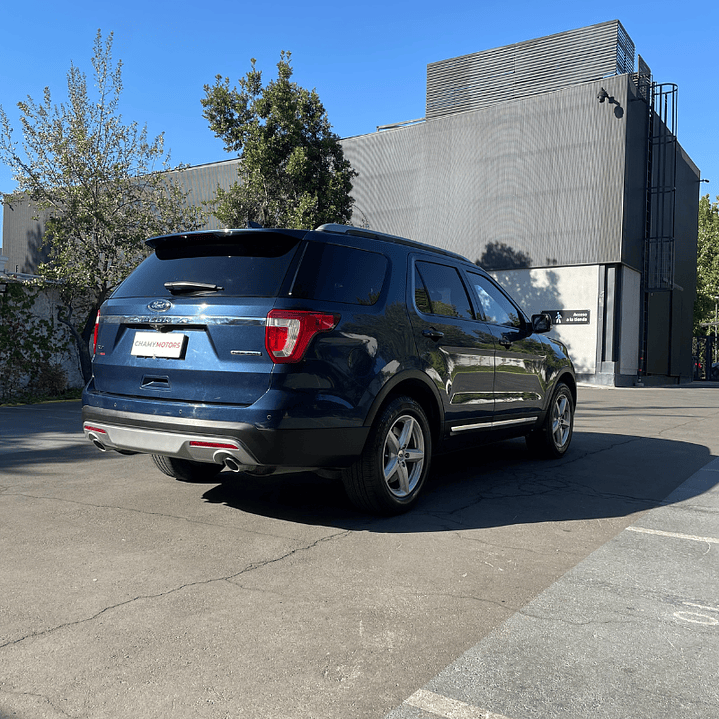 FORD EXPLORER 3.5 XLT AUTOMÁTICA 2016 4