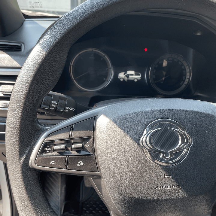 SSANGYONG MUSSO GRAND 2.2 4X4 FULL 2022 9