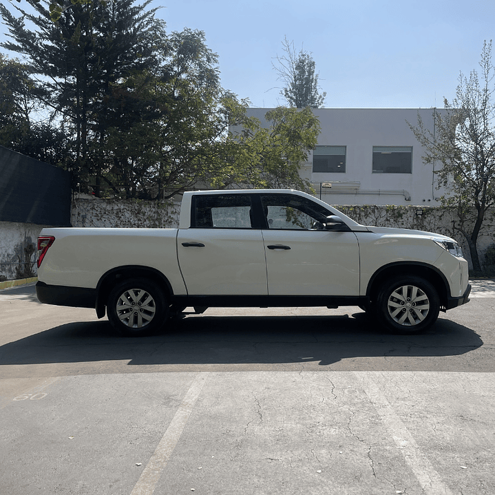 SSANGYONG MUSSO GRAND 2.2 4X4 FULL 2022 11