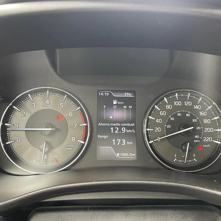 SUZUKI BALENO 1.5 GLX 2025 11