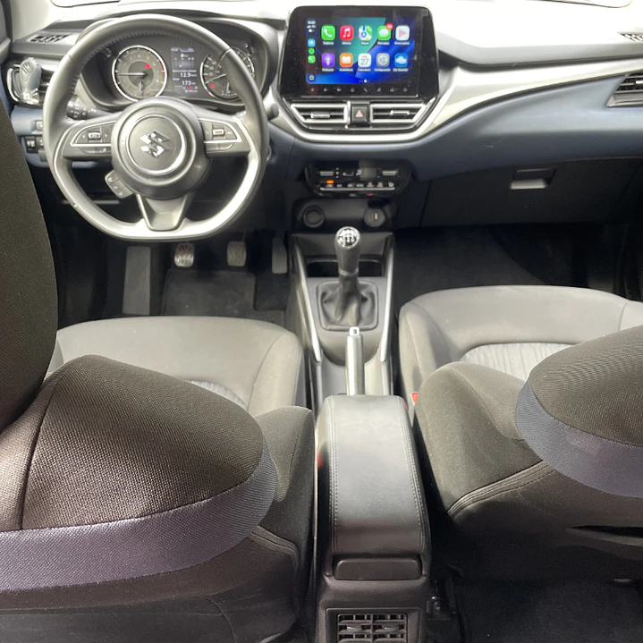 SUZUKI BALENO 1.5 GLX 2025 12