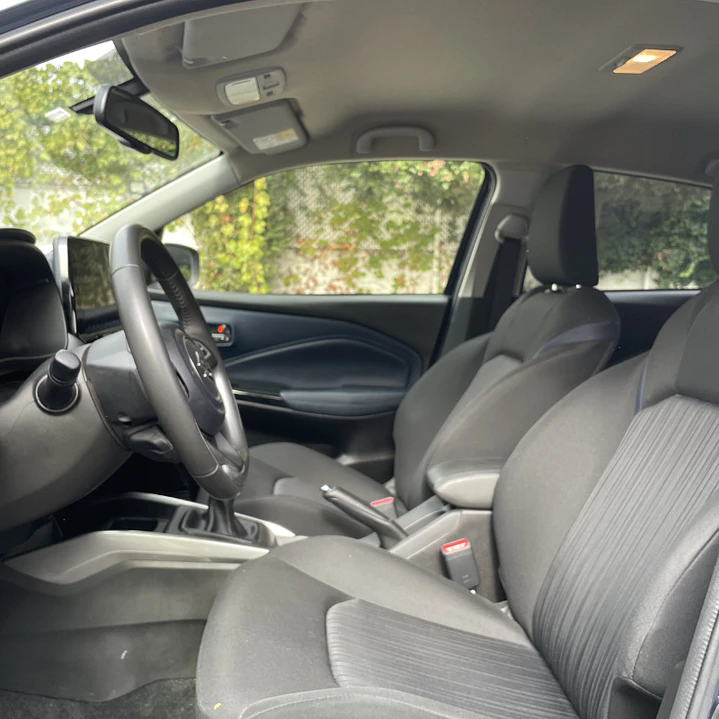 SUZUKI BALENO 1.5 GLX 2025 13