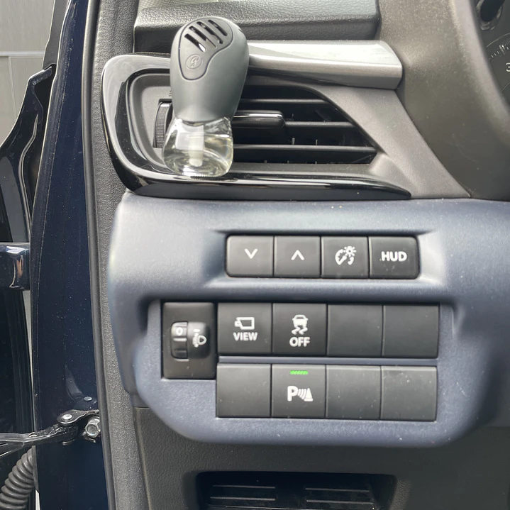 SUZUKI BALENO 1.5 GLX 2025 23