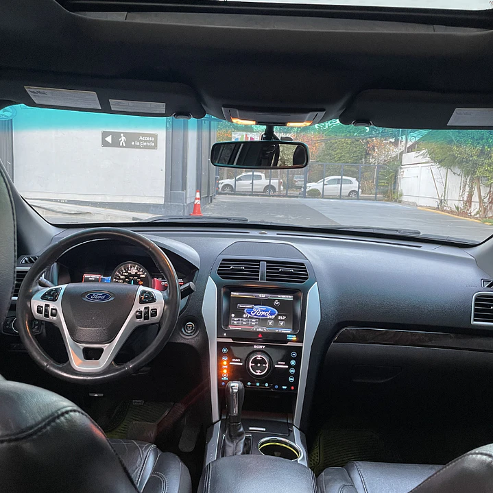 FORD EXPLORER LIMITED 2015 12