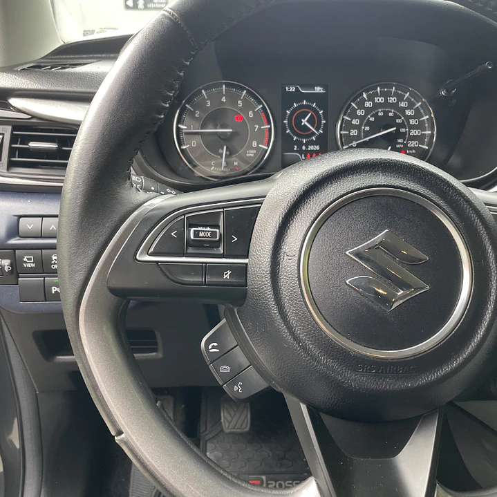 SUZUKI BALENO 1.5 GLX 2024 16