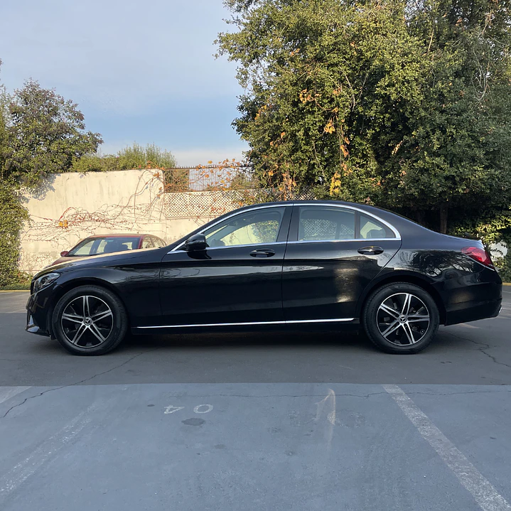 MERCEDES-BENZ C200 2.0 2022 7