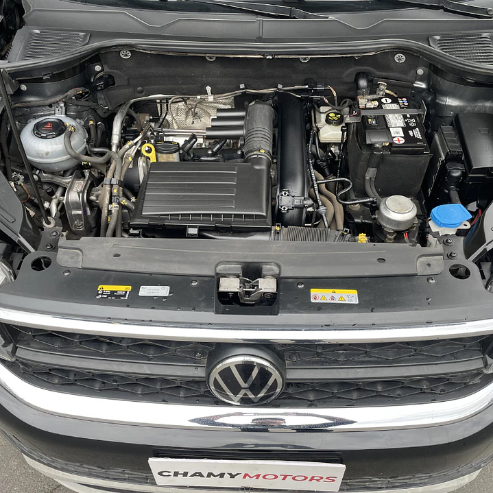 VOLKSWAGEN TAOS COMFORTLINE SKY AT 2023 8