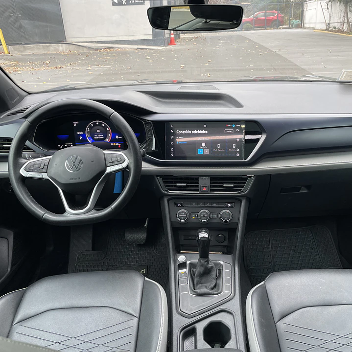 VOLKSWAGEN TAOS COMFORTLINE SKY AT 2023 12