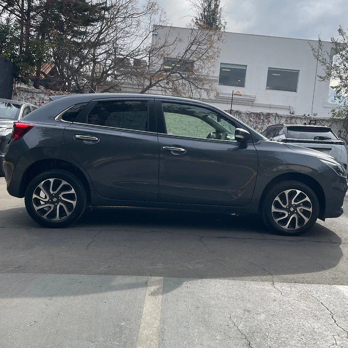 SUZUKI BALENO 1.5 GLX 4X2 MT 5P 2024 8