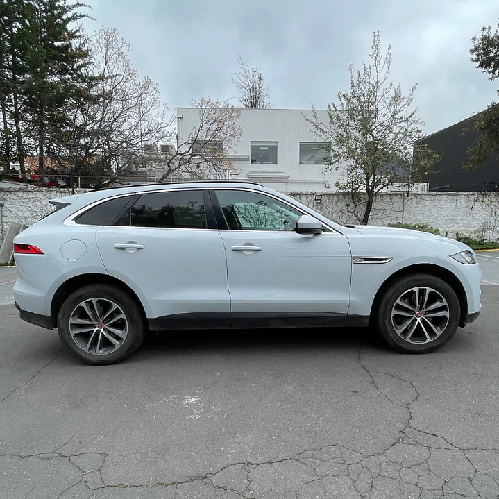 JAGUAR F-PACE 2.0 25T AWD 2018 9