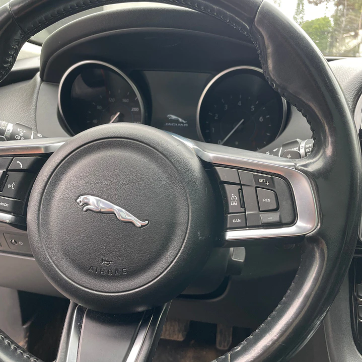 JAGUAR F-PACE 2.0 25T AWD 2018 20