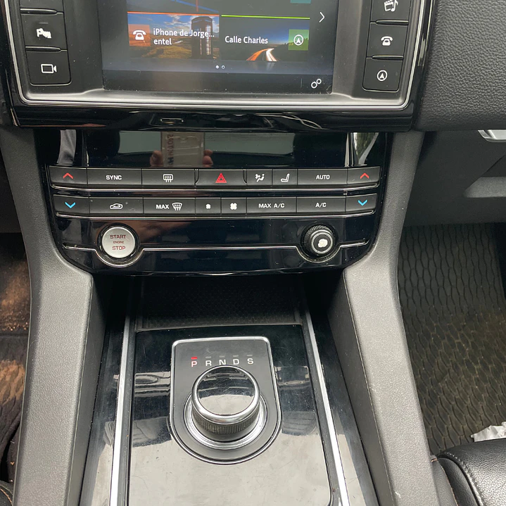 JAGUAR F-PACE 2.0 25T AWD 2018 22