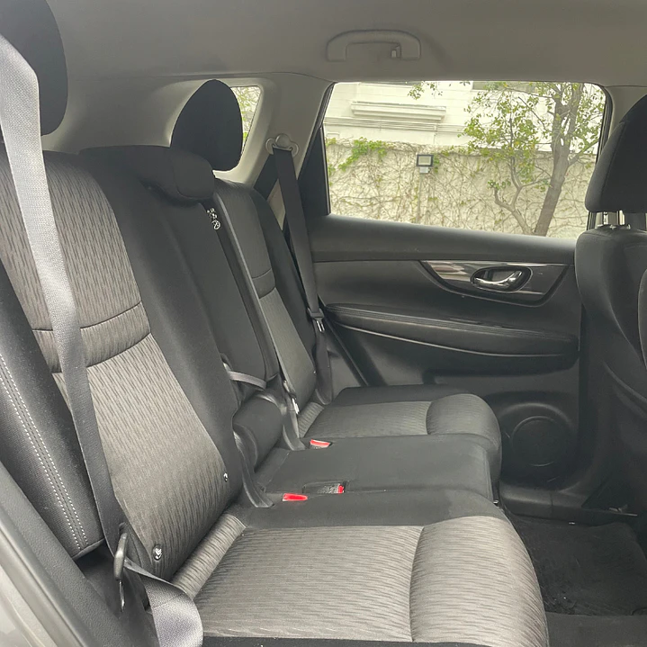 NISSAN X-TRAIL SENSE 2022 ÚNICA DUEÑA 10