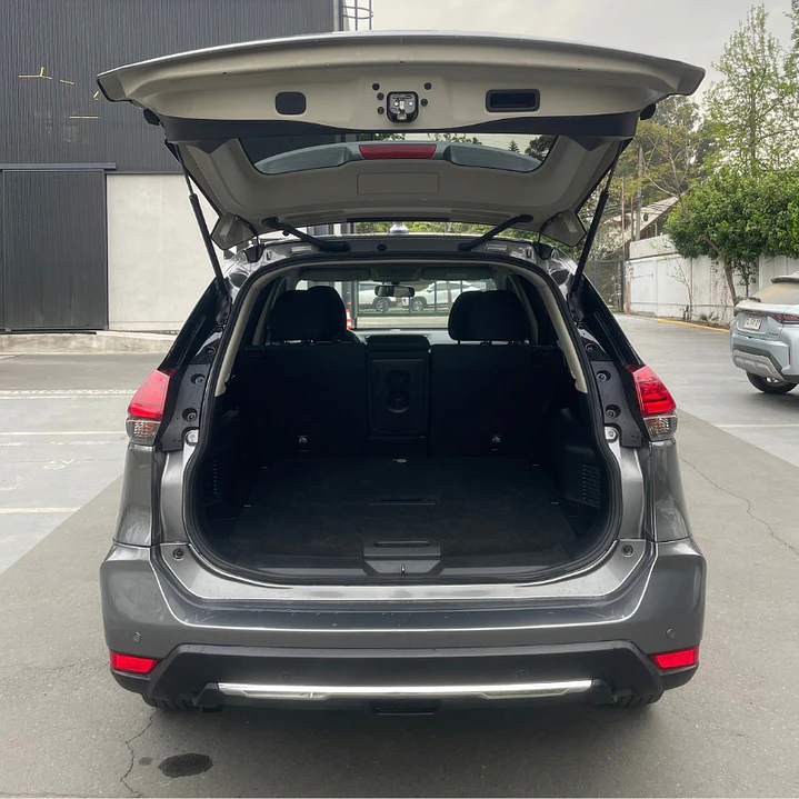 NISSAN X-TRAIL SENSE 2022 ÚNICA DUEÑA 16