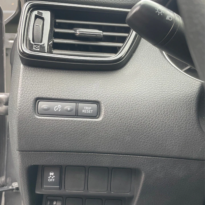 NISSAN X-TRAIL SENSE 2022 ÚNICA DUEÑA 19