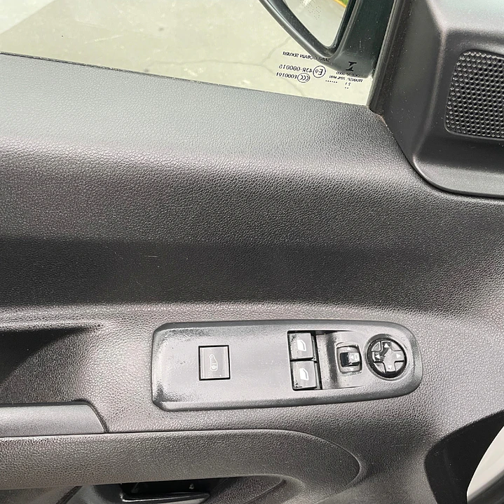 PEUGEOT PARTNER 1.6 L2 HDI DIESEL 4X2 90HP MT 5P 2022 20